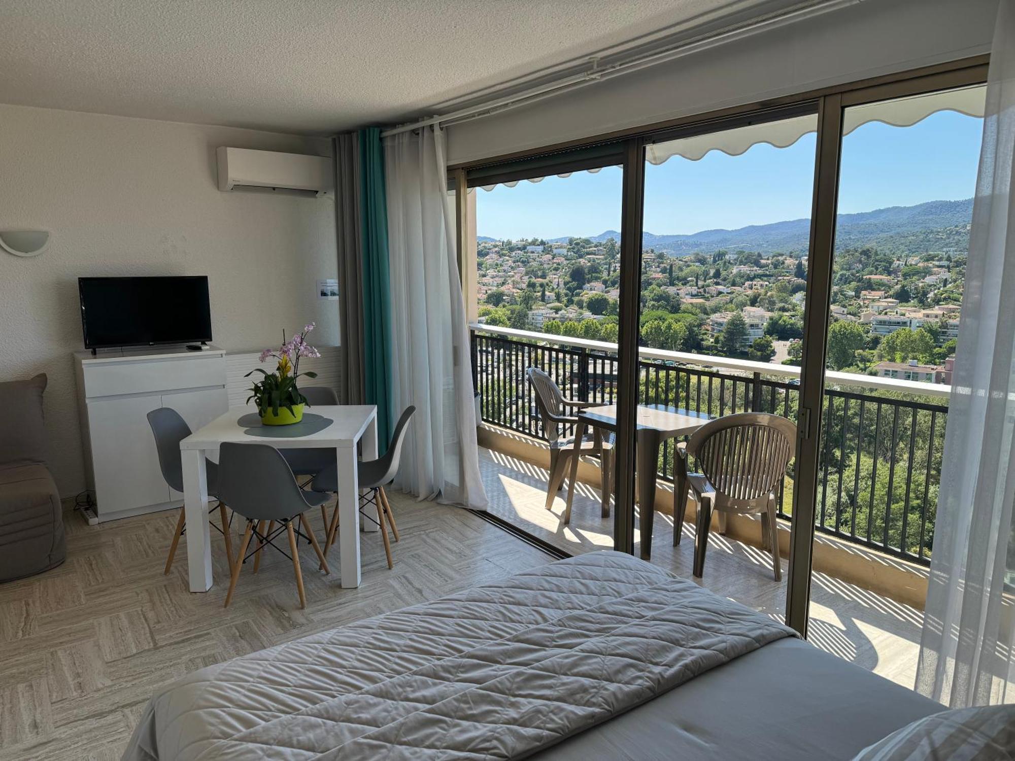 My Resid Appart Cannes Vue Marina Et Vue Montagne Mandelieu-la-Napoule Exterior photo